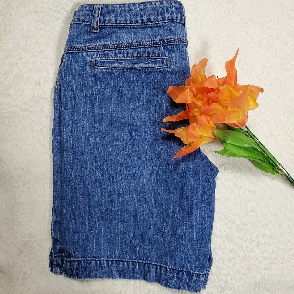 Faded Glory Originals Denim Shorts With 5 Pockets - Sz 10 - Picture 3 of 9